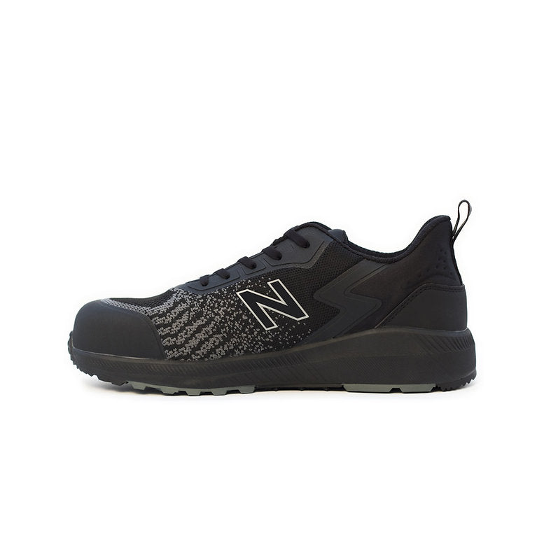 Der New Balance Speedware Sicherheitsschuh für Herren in der Farbe Schwarz von der Innenseite.